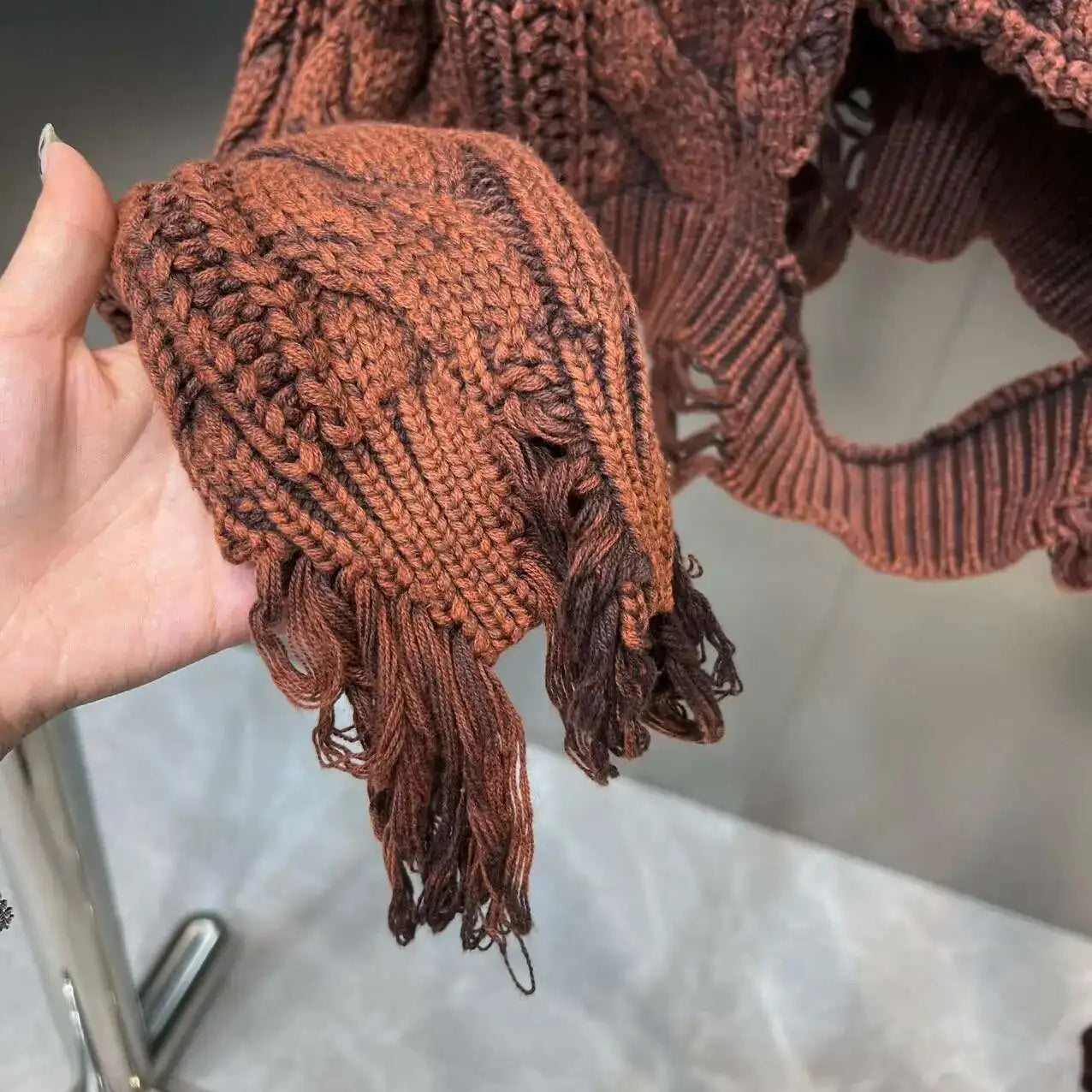 DEAT 2025 Spring Women's Knit Sweater Hollow Out Wash Hole Loose High Street Round Neck Long Sleeve Pattern Pullover 11XX6062